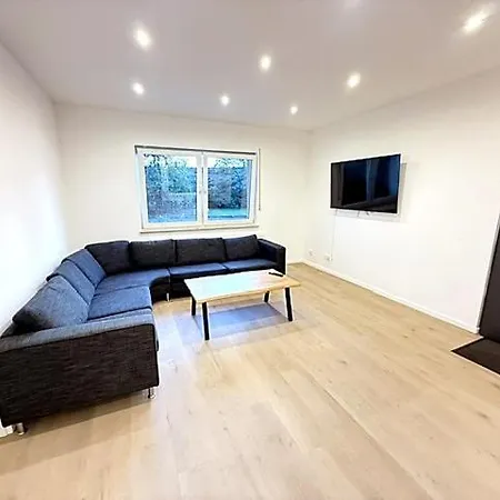 Modernes Haus Für 10 Gäste Mit 5 Schlafzimmern Ferienhaus